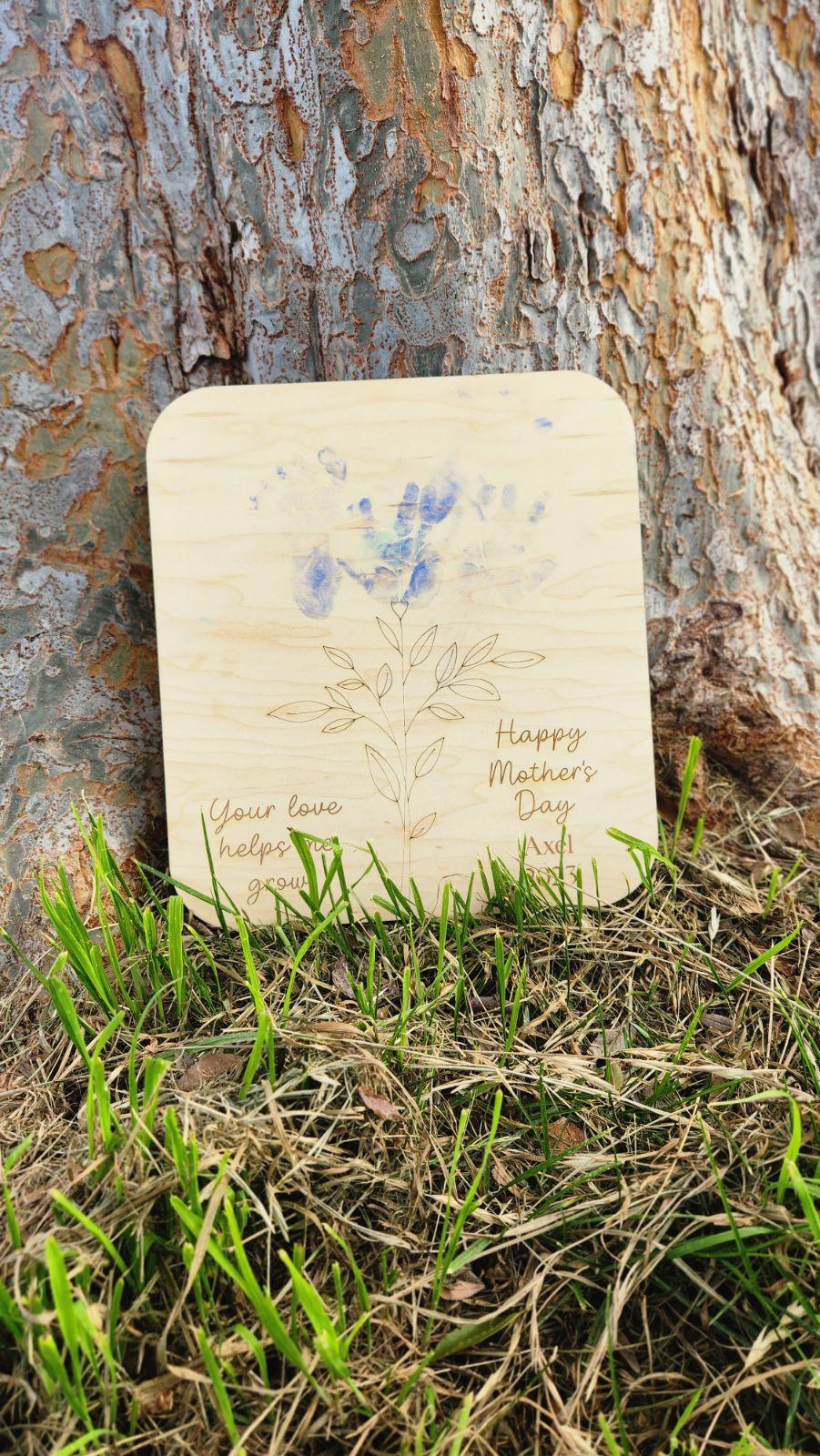 Mother’s Day Sign/Flower Sign/ Baby Handprint Sign wolfsdencraftco